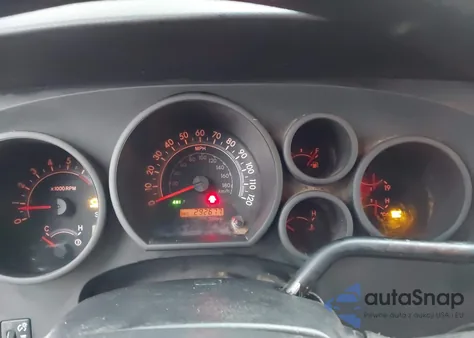 2010 Toyota Tundra Grade 5.7L V8 z USA, uszkodzony, nr VIN 5TFCY5F19AX009713